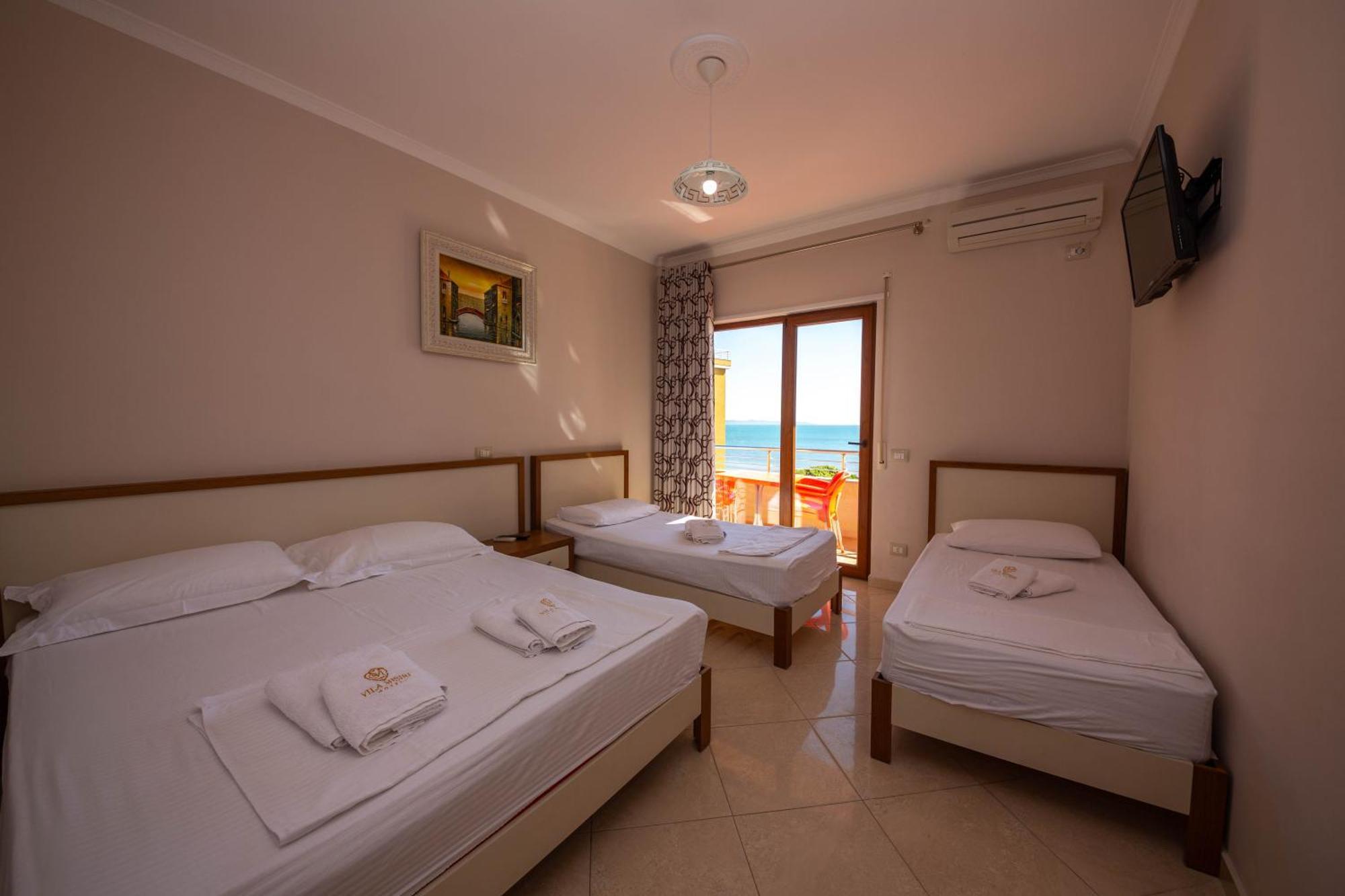 Hotel Vila Misiri Durres Bagian luar foto