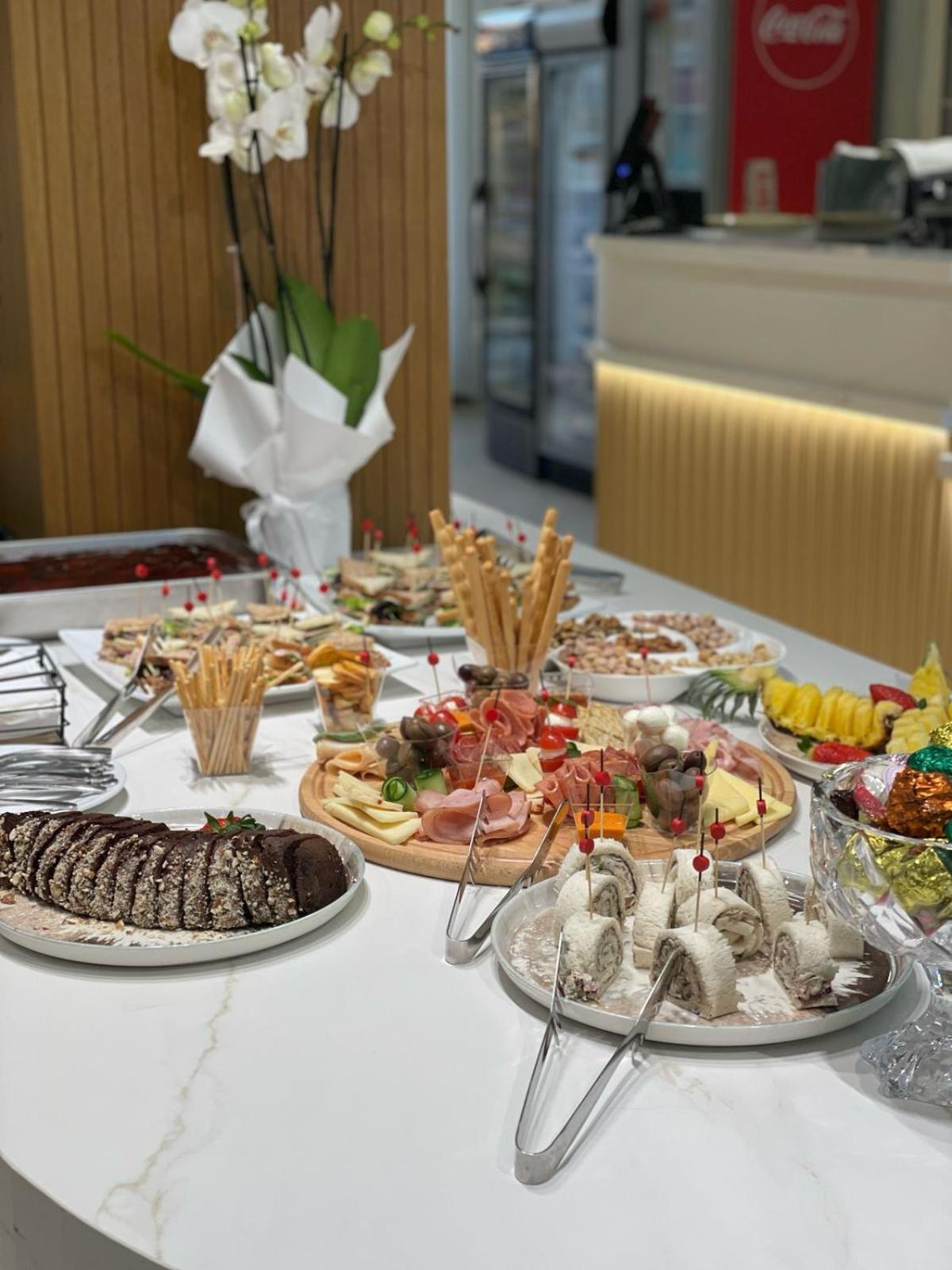 Hotel Vila Misiri Durres Bagian luar foto