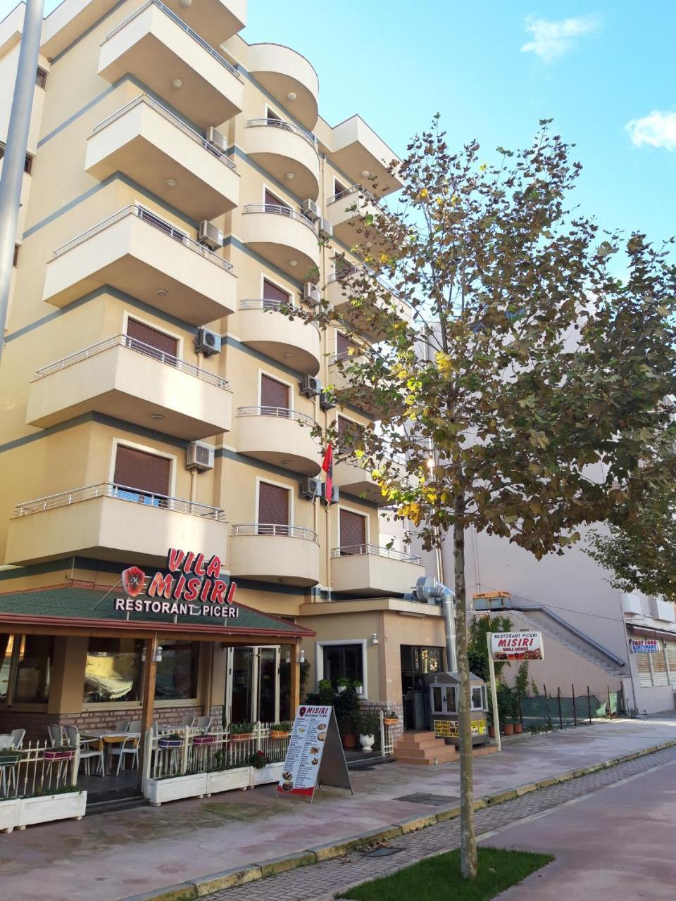 Hotel Vila Misiri Durres Bagian luar foto